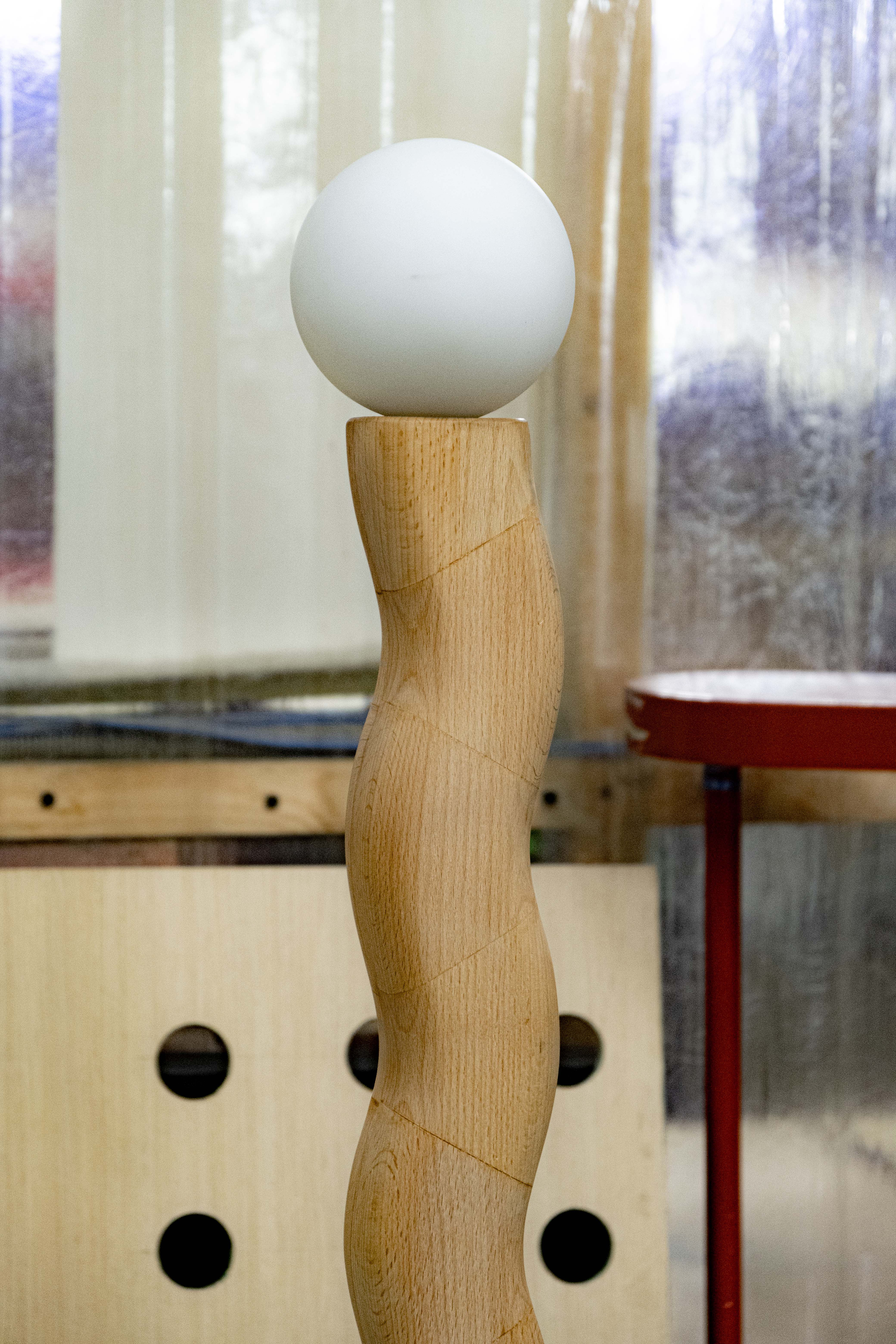 Wavy Floor Lamp