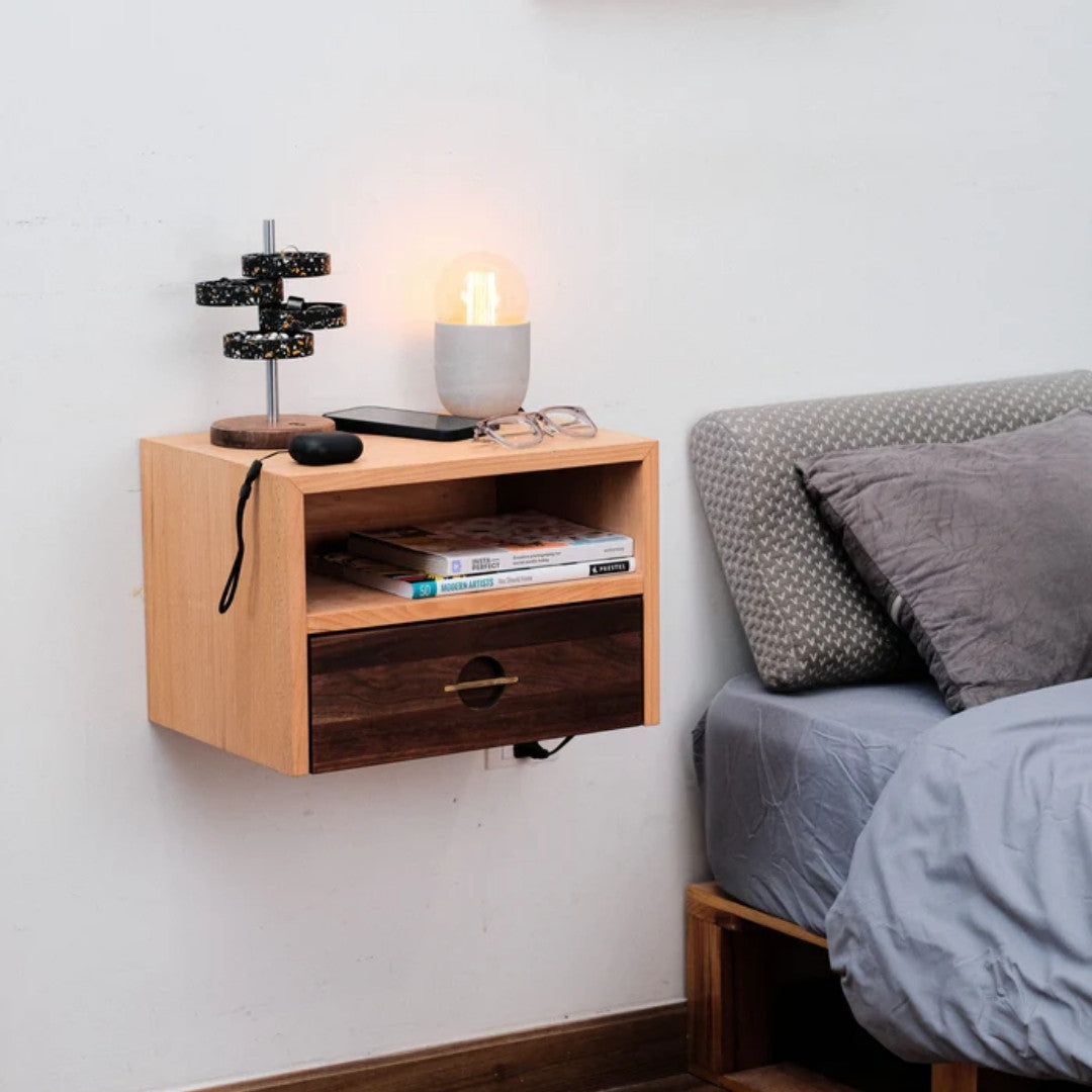 FLOATING SMALL NIGHTSTAND