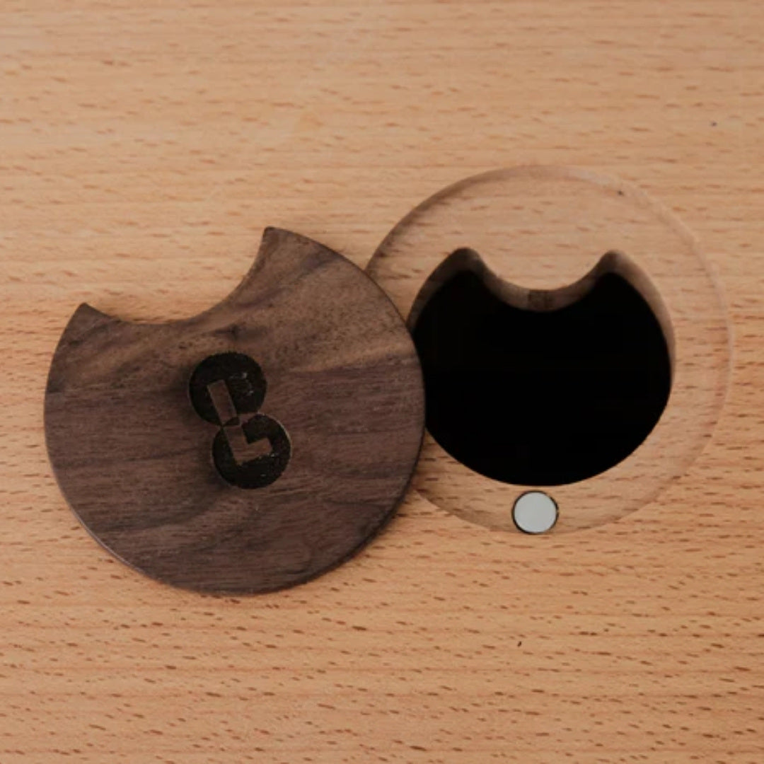 FLOATING VINYL SHELF