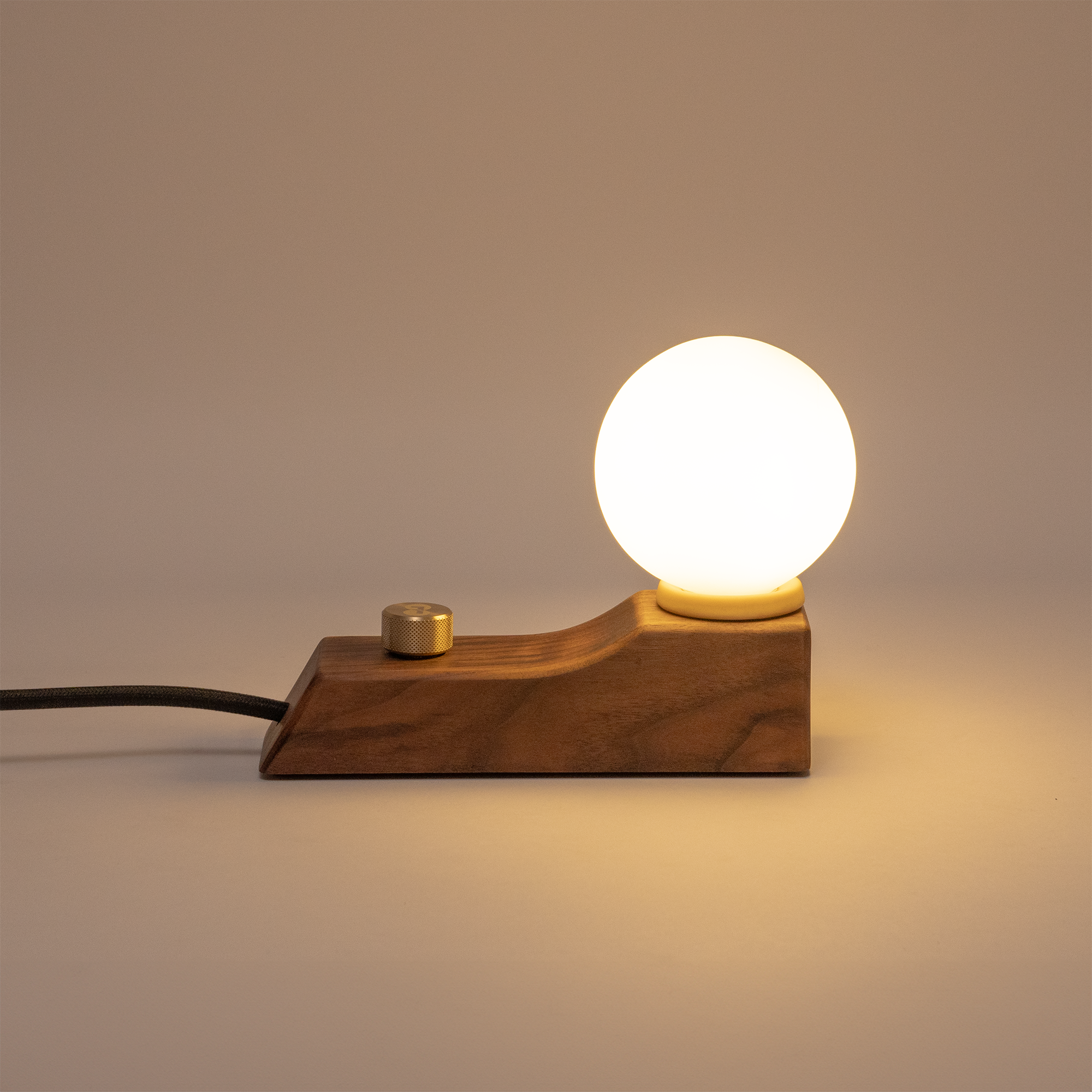 Neo Curving Lamp