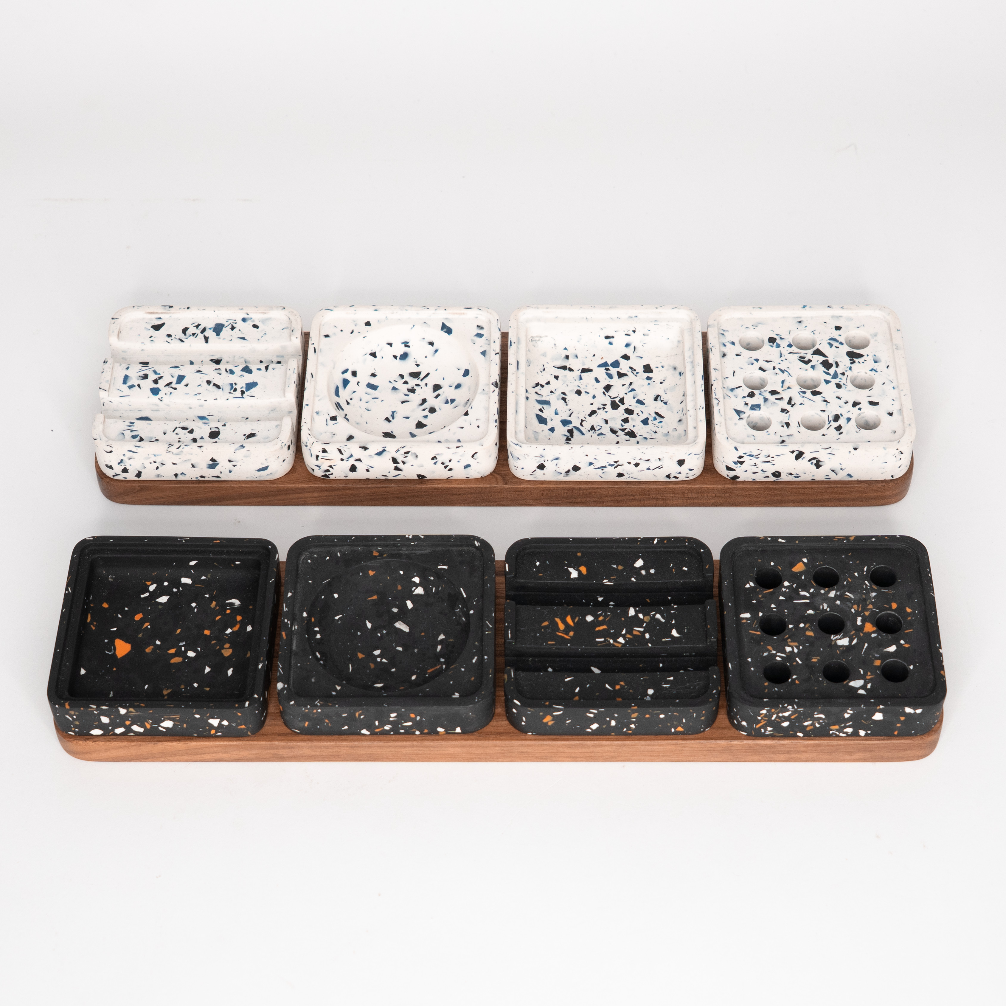 SQUARISH TRAY - SET OF 4 (WHITE)