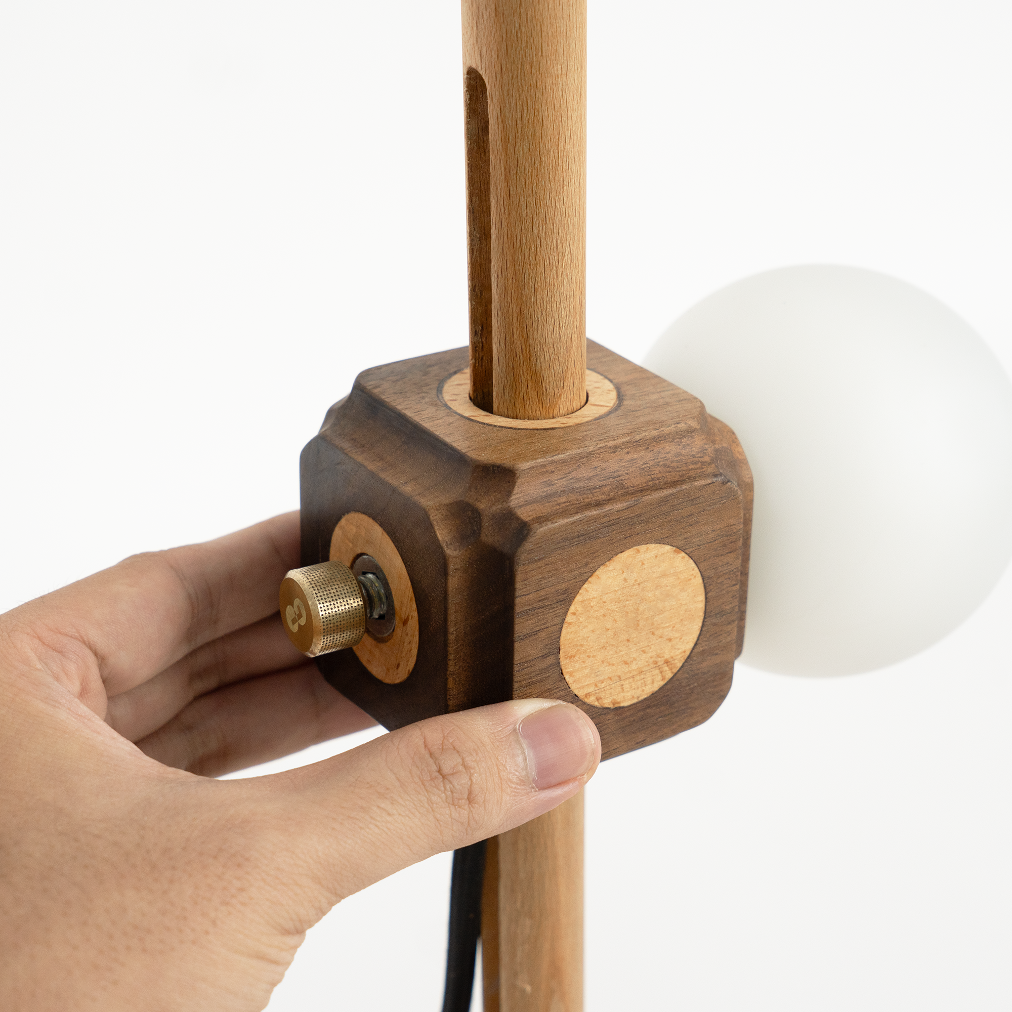 Stretching Lamp