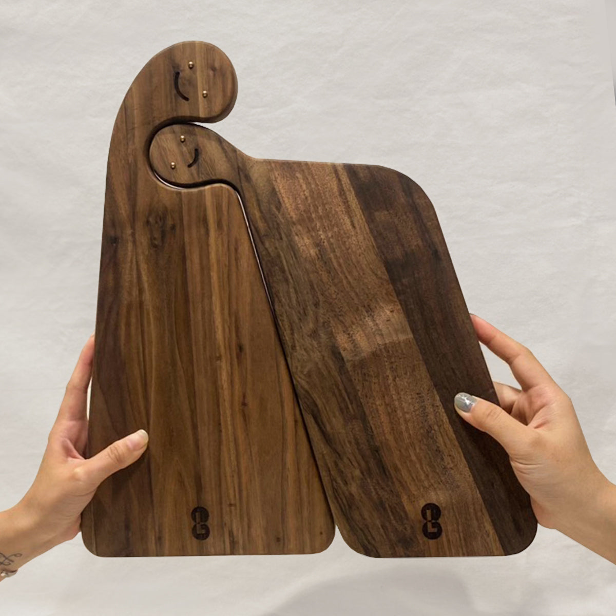 COUPLE SERVING BOARD SET OF 2