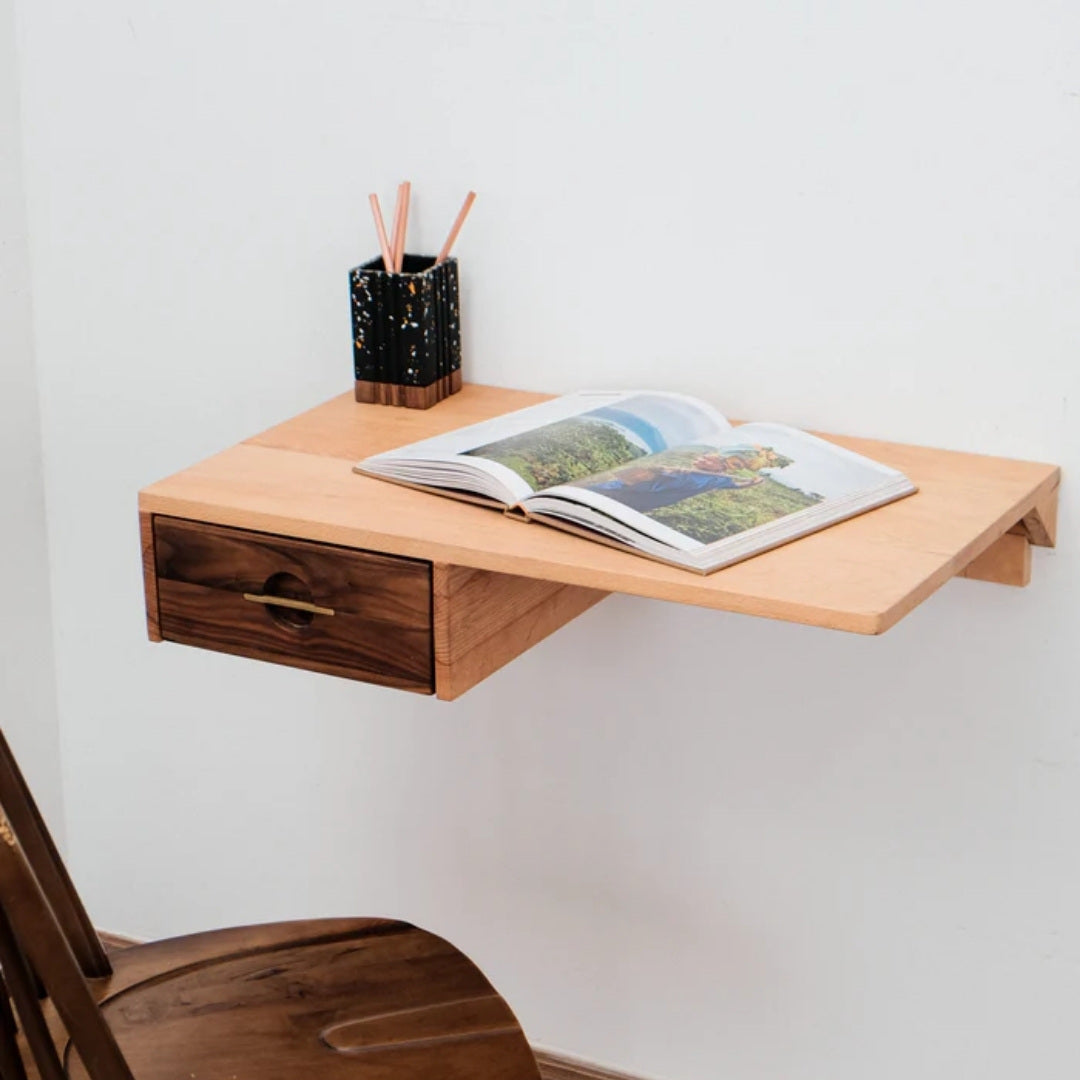 FLOATING LEFT DESK