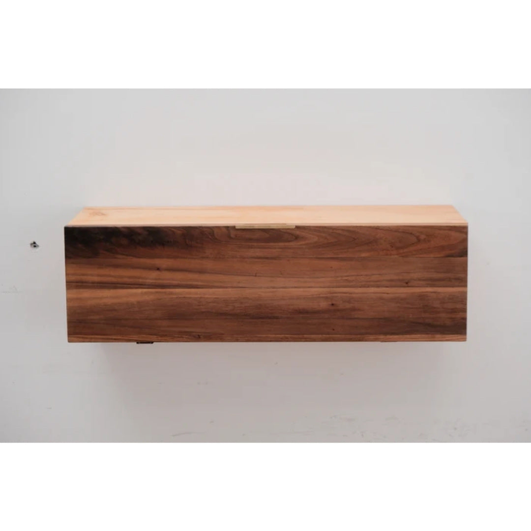 FLOATING STRAIGHT CABINET