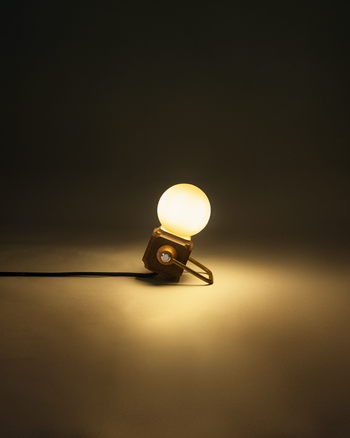 Push Up Lamp